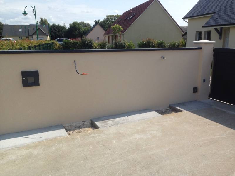 Réalisation d'un muret et de piliers maçonnés sur Fauville en Caux