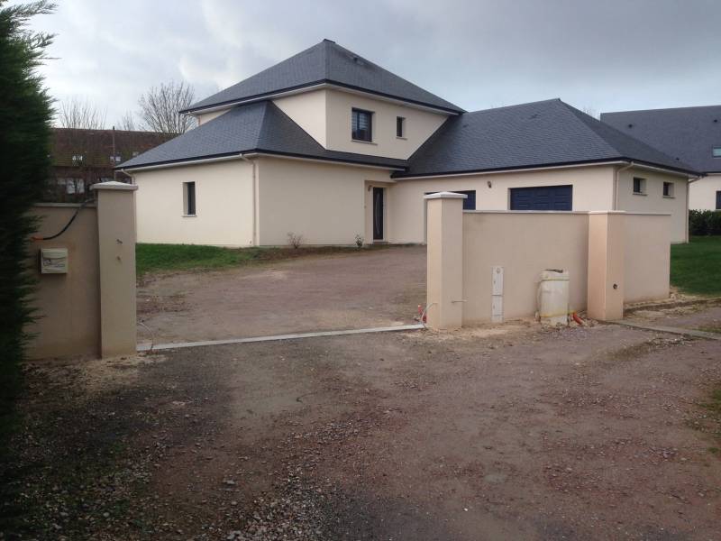 Réalisation d'un muret et de piliers maçonnés sur Fauville en Caux