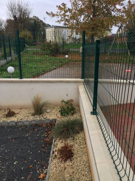 Vente et installation de clôtures en acier rigide Treillis soudé sur Yvetot